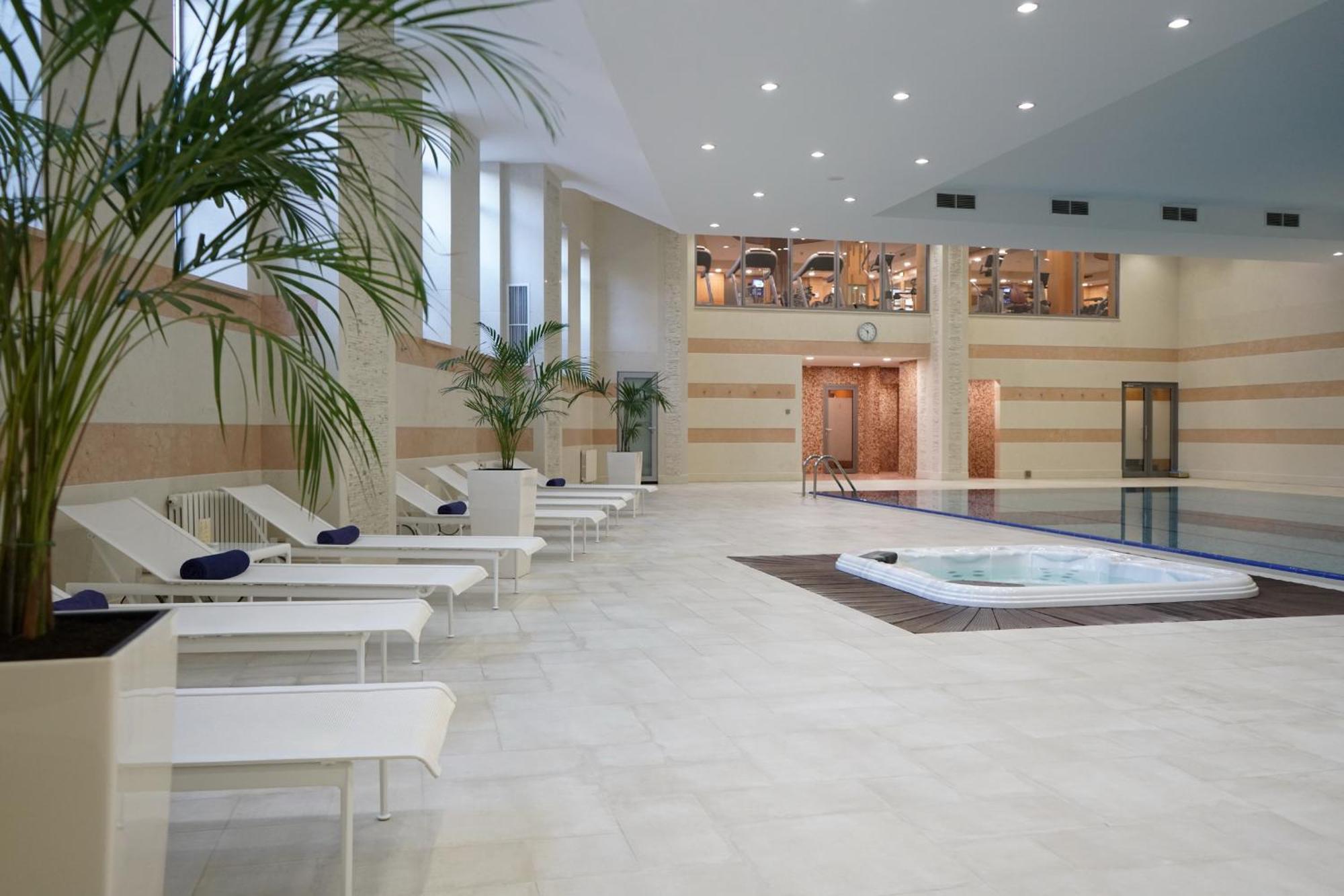 فندق أوريون بيشكيك المظهر الخارجي الصورة Spa at the Hotel