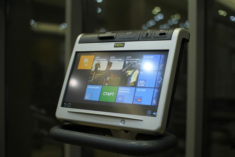 فندق أوريون بيشكيك المظهر الخارجي الصورة A medical computer