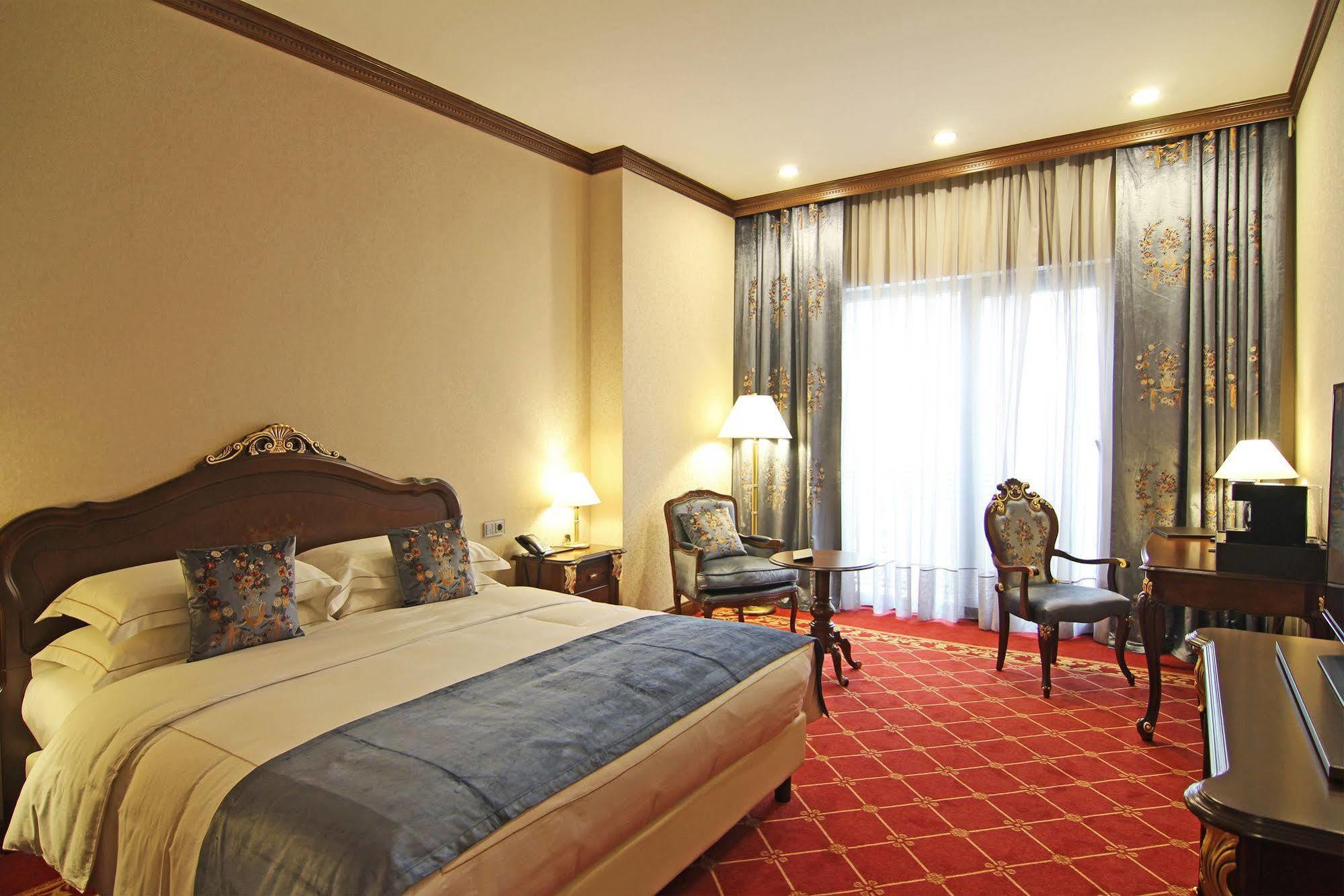 فندق أوريون بيشكيك المظهر الخارجي الصورة Deluxe Room